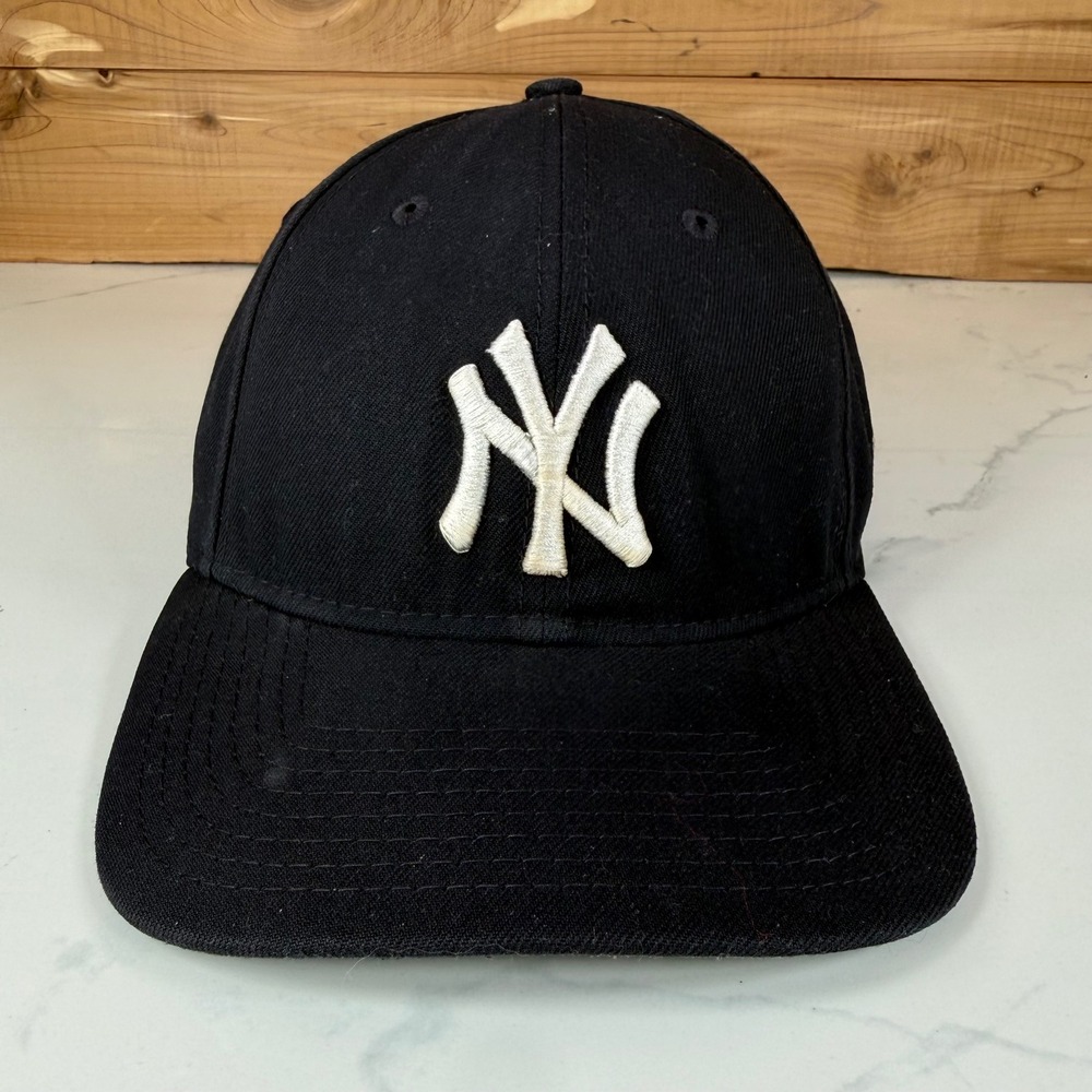 New Era New York Yankees 9FORTY Adjustable Hat Navy Blue MLB Baseball Cap